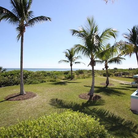 Gulf Breeze Cottages Санибел Екстериор снимка