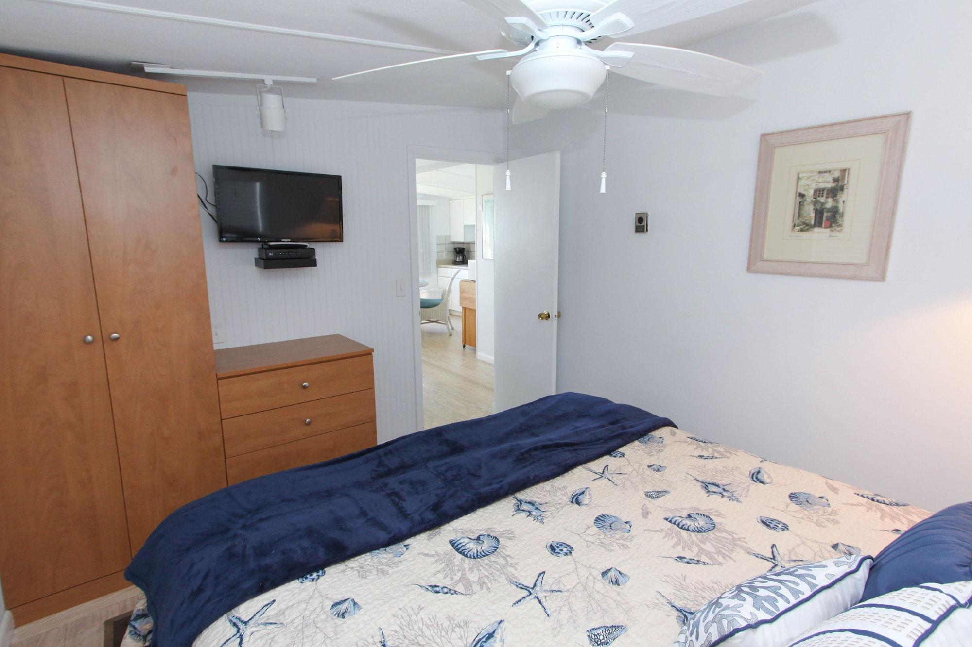 Gulf Breeze Cottages Санибел Екстериор снимка