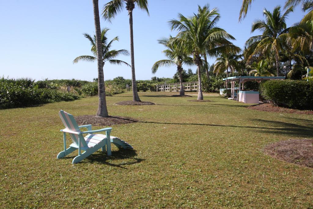 Gulf Breeze Cottages Санибел Екстериор снимка